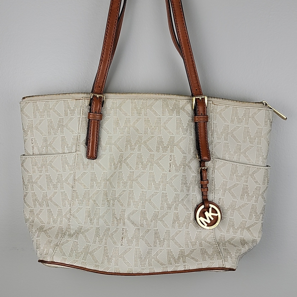 Monogram Michael Kors Shoulder Bag